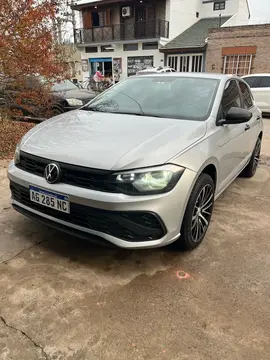 Volkswagen Polo 5P 1.6L Track MSi usado (2023) color Gris Platino financiado en cuotas(anticipo $3.999.999)