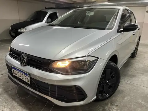 Volkswagen Polo 5P 1.6L Track MSi usado (2024) color Gris Platino financiado en cuotas(anticipo $5.000.000)