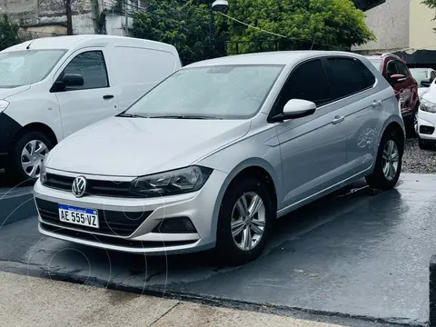 Volkswagen Polo 5P Comfortline usado (2021) color Gris financiado en cuotas(anticipo $2.000.000 cuotas desde $225.000)