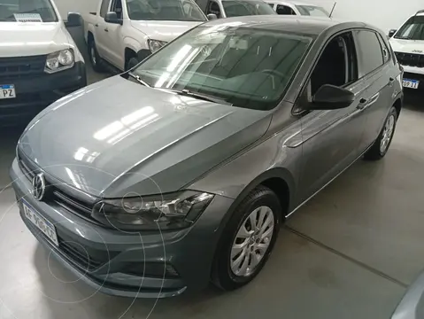 Volkswagen Polo 5P Trendline usado (2023) color Gris Platino precio $22.500.000
