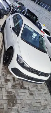 Volkswagen Polo 5P 1.6L Track MSi nuevo color Blanco Cristal financiado en cuotas(anticipo $2.000.000 cuotas desde $120.000)