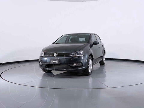 Volkswagen Polo Hatchback Comfortline Plus usado (2020) color Gris precio $263,999