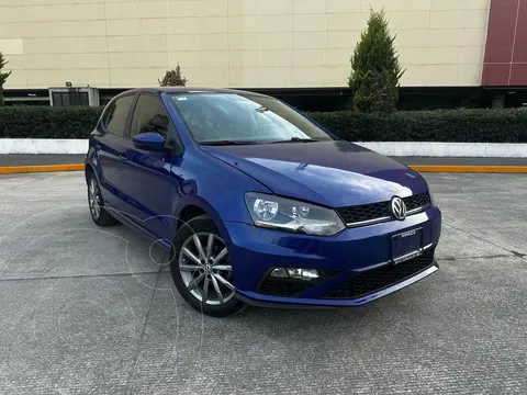 Volkswagen Polo Hatchback Comfortline Plus usado (2020) color Azul precio $239,800