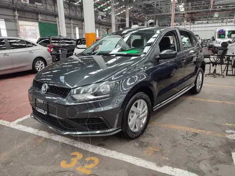 Volkswagen Polo Hatchback Comfortline Plus usado (2021) color Gris Carbono financiado en mensualidades(enganche $58,000 mensualidades desde $6,200)