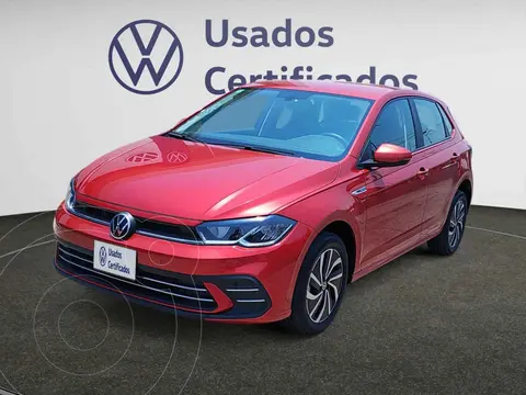 Volkswagen Polo Hatchback Highline usado (2024) color Rojo precio $370,900