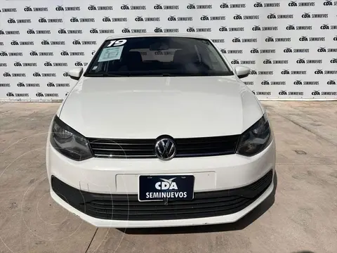 Volkswagen Polo Hatchback Startline usado (2019) color Blanco precio $225,000