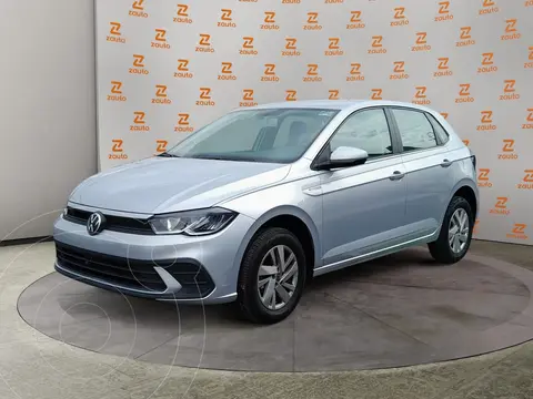 Volkswagen Polo Hatchback 1.2L TSI Aut usado (2024) color Plata financiado en mensualidades(enganche $80,300 mensualidades desde $9,653)