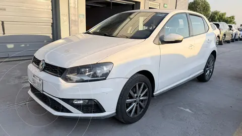 Volkswagen Polo Hatchback Comfortline Plus usado (2021) color Blanco precio $249,990
