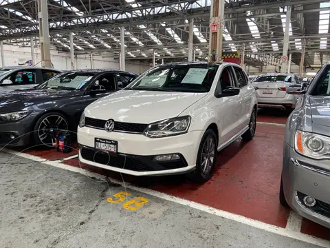 Volkswagen Polo Hatchback Comfortline Plus usado (2020) color Blanco financiado en mensualidades(enganche $63,000 mensualidades desde $5,250)