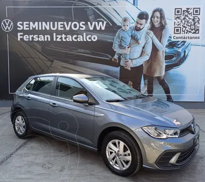 Volkswagen Polo Hatchback Comfortline usado (2024) color Gris financiado en mensualidades(enganche $70,600 mensualidades desde $10,500)