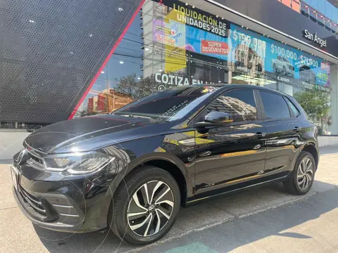 Volkswagen Polo Hatchback Highline usado (2024) color Negro precio $330,000