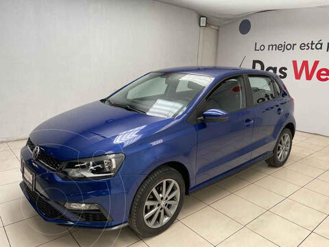 foto Volkswagen Polo Hatchback Comfortline Plus usado (2021) color Azul precio $303,130