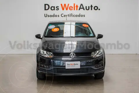 Volkswagen Polo Hatchback Comfortline Plus Tiptronic usado (2021) color Gris precio $318,999