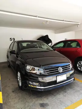 Volkswagen Polo Sedan Full usado (2018) color Negro precio u$s14,000