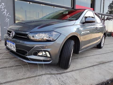 Volkswagen Polo Comfortline usado (2018) color Gris Carbono precio $1.800.000