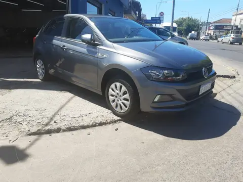 Volkswagen Polo Classic 1.6 Comfortline usado (2020) color Gris precio $4.600.000