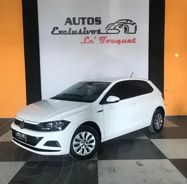 Volkswagen Polo Classic 1.6 Trendline usado (2018) color Blanco precio u$s14.900