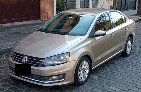 Volkswagen Polo Comfortline usado (2018) color Marron precio $6.900.000
