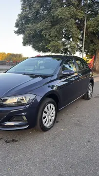 Volkswagen Polo Classic 1.6 Trendline usado (2020) color Azul precio $19.000.000