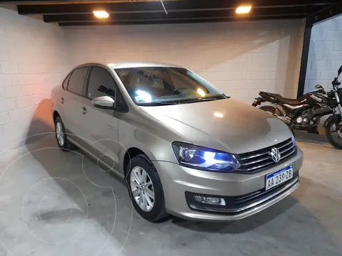 Volkswagen Polo Comfortline Tiptronic usado (2016) color Beige precio $18.500.000