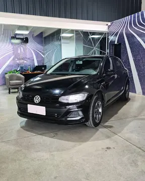 Volkswagen Polo Classic 1.6 Trendline usado (2019) color Negro precio $19.500.000