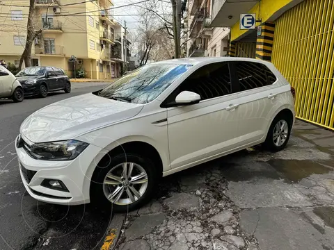 foto Volkswagen Polo Comfortline financiado en cuotas anticipo $5.000.000 cuotas desde $250.000