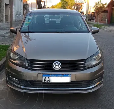 Volkswagen Polo Comfortline Tiptronic usado (2016) color Beige precio u$s11.000