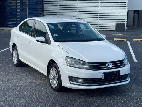 Volkswagen Polo Classic 1.6 Mi Taxi usado (2017) color Blanco precio $16.500.000