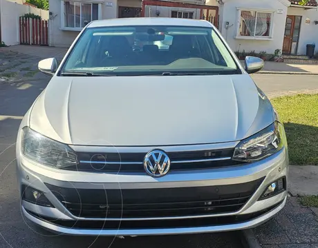 Volkswagen Polo  1.6L MSI Highline Aut usado (2022) color Plata precio $11.200.000