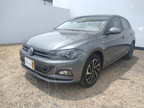 Volkswagen Polo Highline Aut usado (2017) color Gris precio $76.990.000