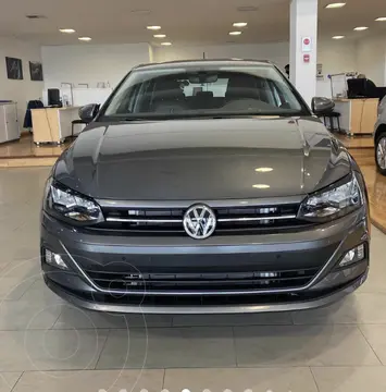 Volkswagen Polo Hightline nuevo color Gris Platino precio $98.990.000
