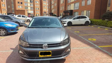 Volkswagen Polo Hightline usado (2021) color Gris precio $62.000.000