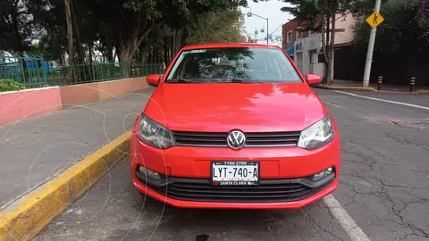 Volkswagen Polo 1.6L Comfortline 5P usado (2017) color Rojo precio $189,500