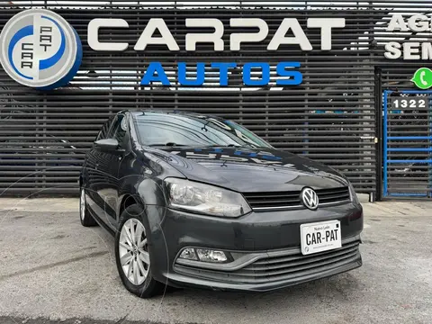 Volkswagen Polo 1.6L Base 4P Ac usado (2017) color Gris precio $169,000