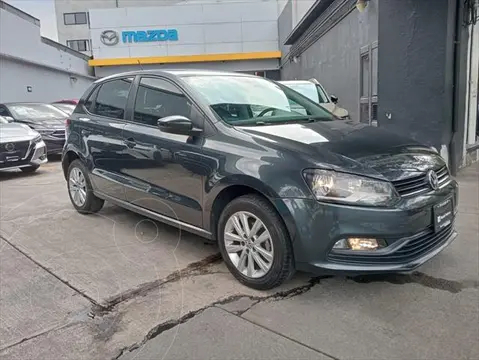 Volkswagen Polo 1.6L Base 4P Ac usado (2017) color Gris precio $205,000