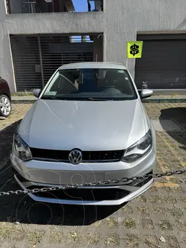 Volkswagen Polo 1.6L Base 4P Ac usado (2021) color Gris Plata  precio $195,000