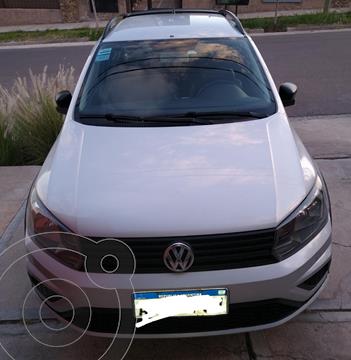 foto Volkswagen Saveiro 1.6 Cabina Doble Pack High usado (2017) color Gris Plata  precio $2.450.000