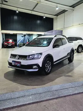 Volkswagen Saveiro SAVEIRO 1.6 L/18 C/DOB CROSS usado (2019) color Blanco precio $22.000.000