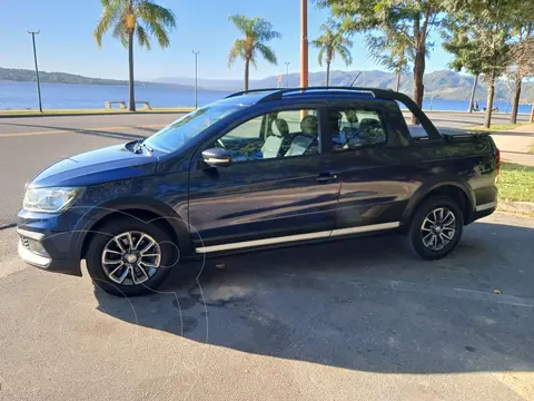 Volkswagen Saveiro 1.6 Cross usado (2018) color Azul precio $22.000.000