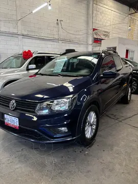 Volkswagen Saveiro Highline usado (2017) color Azul precio $217,000