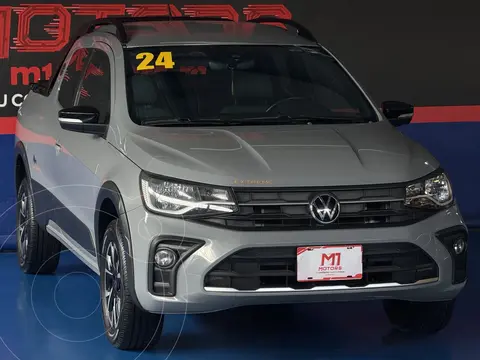 Volkswagen Saveiro Extreme usado (2024) color Gris financiado en mensualidades(enganche $70,980)