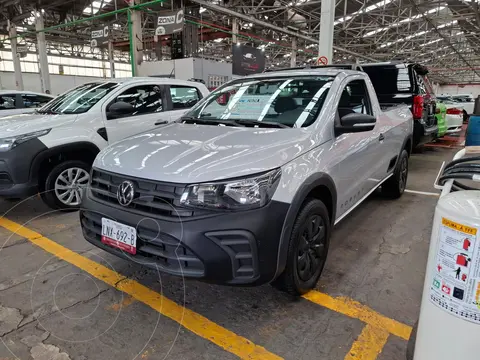 Volkswagen Saveiro Robust usado (2024) color Blanco Candy financiado en mensualidades(enganche $93,000 mensualidades desde $6,500)