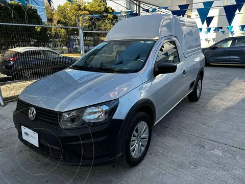 Volkswagen Saveiro Robust usado (2023) color Plata financiado en mensualidades(enganche $59,180 mensualidades desde $5,839)