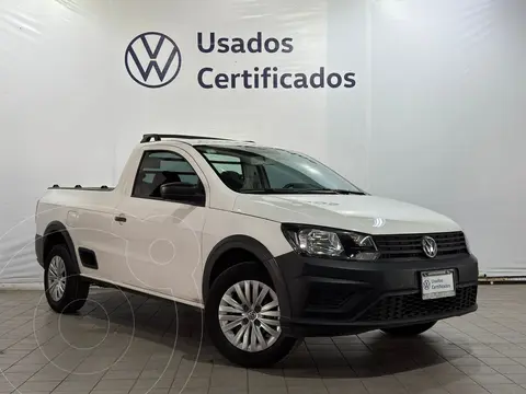 Volkswagen Saveiro Robust usado (2023) color Blanco financiado en mensualidades(enganche $67,852 mensualidades desde $6,186)