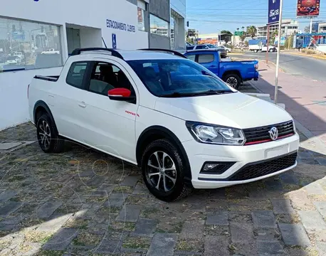 Volkswagen Saveiro Pepper (Doble Cabina) usado (2021) color Blanco financiado en mensualidades(enganche $70,180 mensualidades desde $6,920)