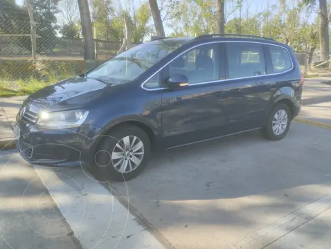 Volkswagen Sharan 1.4 TSi Comfortline BlueMotion usado (2013) color Azul Noche precio u$s19.000
