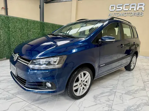 Volkswagen Suran 1.6 Highline usado (2018) color Azul Cobalto precio $18.900.000