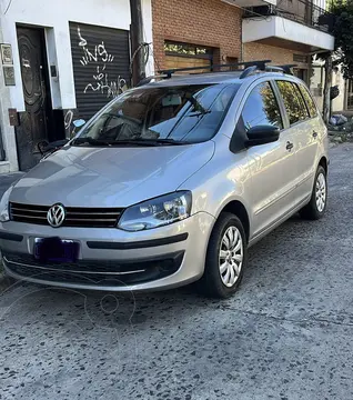 Volkswagen Suran 1.6 Comfortline usado (2013) color Beige precio $9.500.000