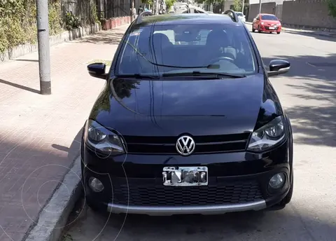 Volkswagen Suran Cross 1.6 Highline usado (2013) color Negro precio $2.500.000