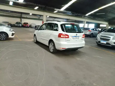 Volkswagen Suran 1.6 Highline I-Motion usado (2017) color Blanco Cristal precio $17.800.000